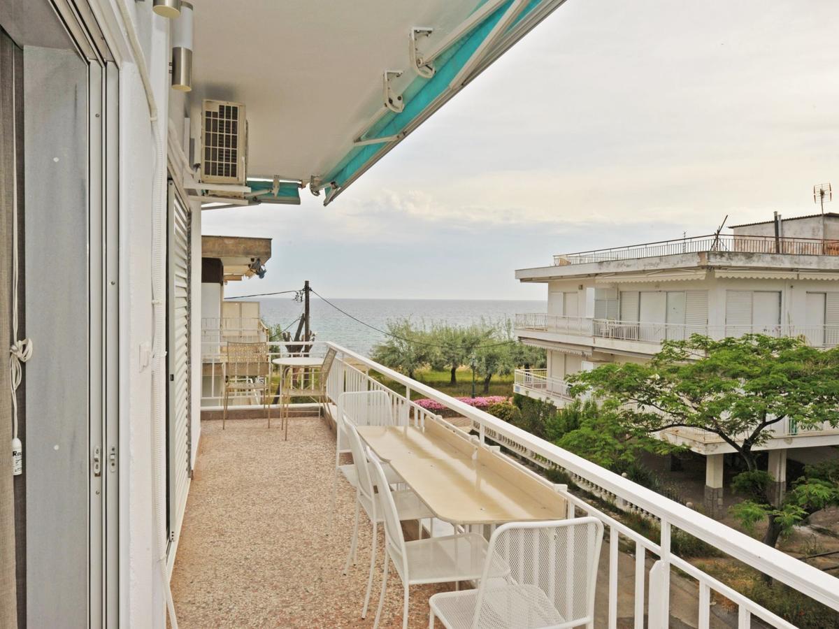 Themis 40 Steps From Beach Paralia Dionysiou Exterior foto